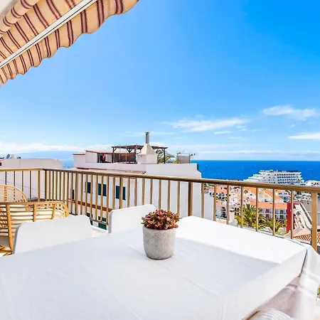 Quiet And Cozy Workation Place Near The Town Center With Cliffs And Ocean View Puerto de Santiago  Exterior photo