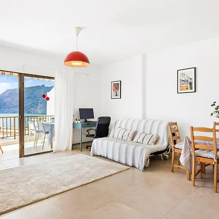 Quiet And Cozy Workation Place Near The Town Center With Cliffs And Ocean View Puerto de Santiago  Exterior photo